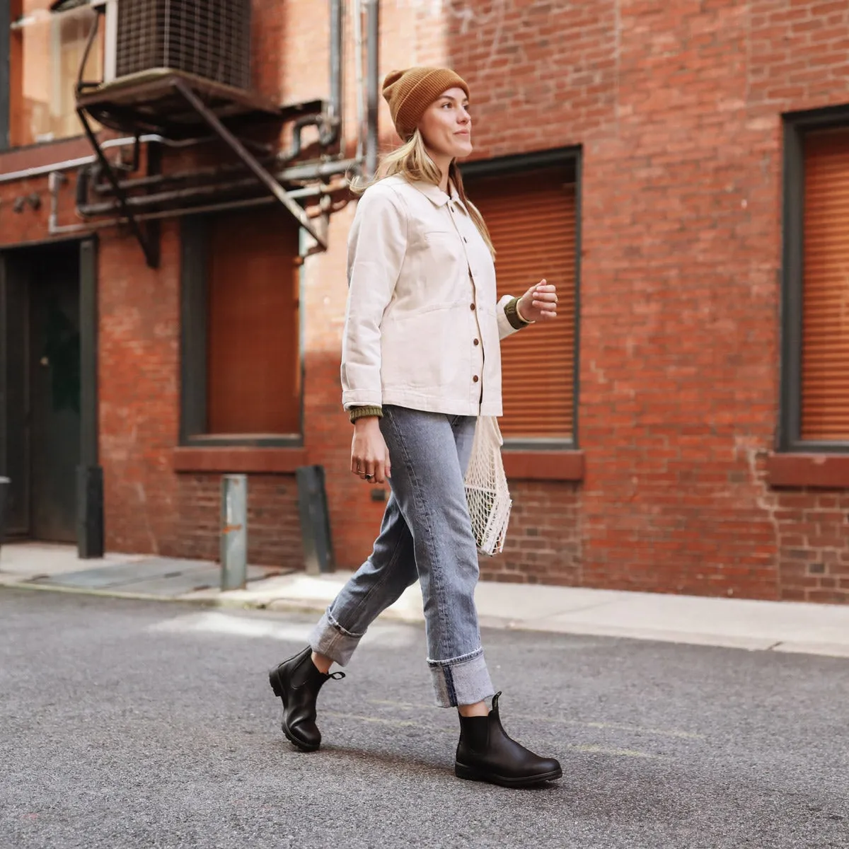 2115 Chelsea Boot in Black from Blundstone