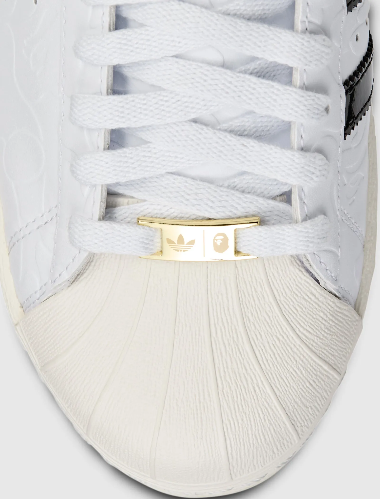 BAPE SUPERSTAR "WHITE/BLACK"