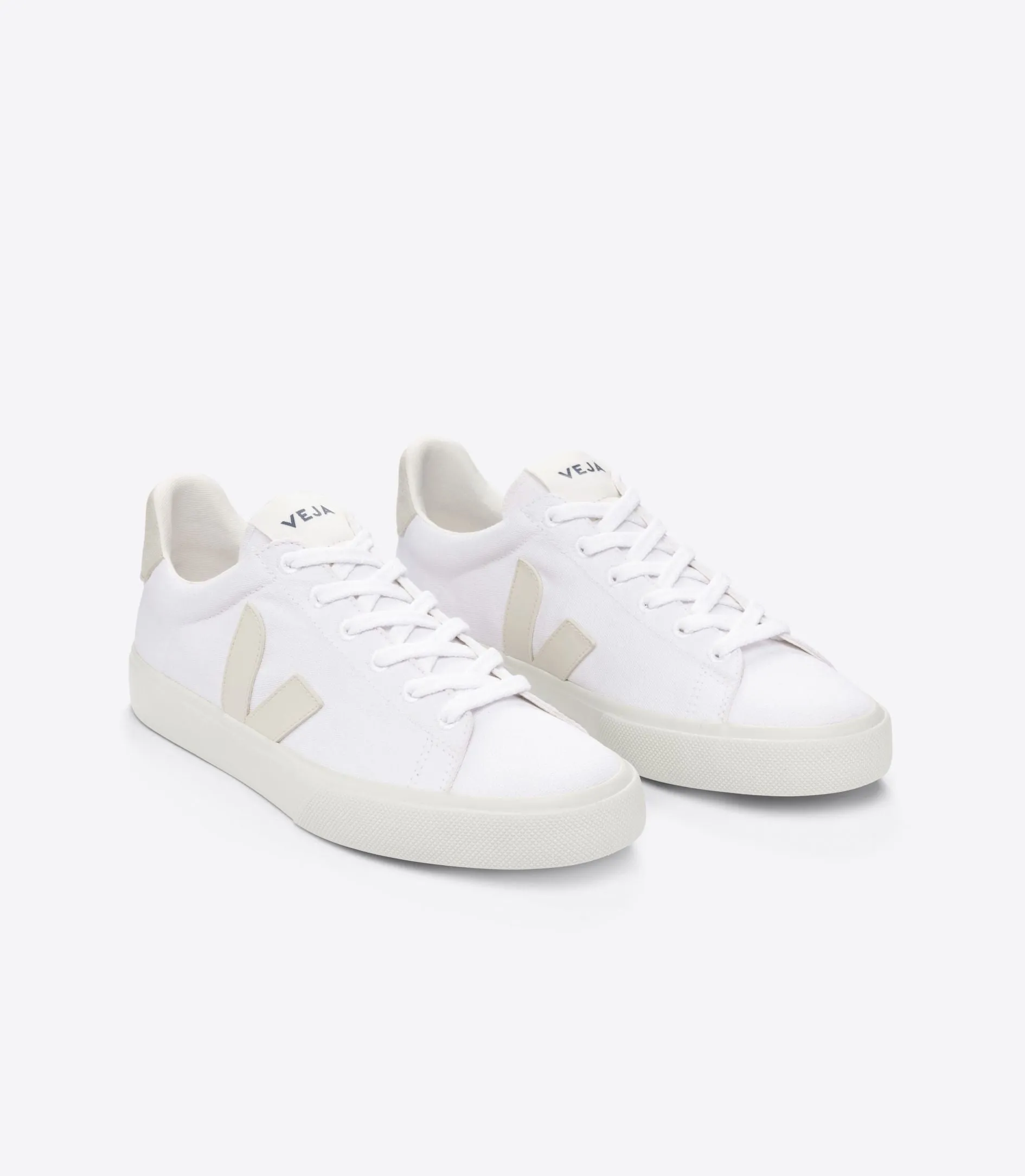 Campo Canvas in White Pierre from Veja