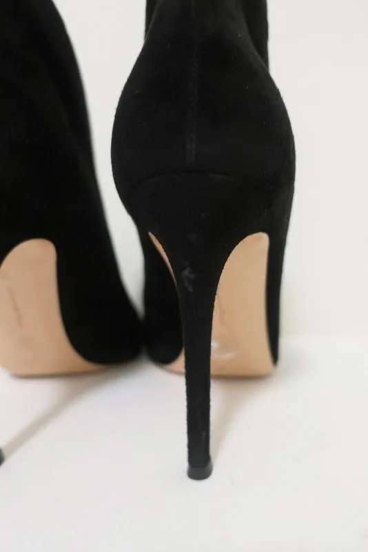 Gianvito Rossi Vamp Booties Black Suede Size 39.5 Peep Toe Ankle Boots