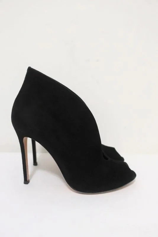 Gianvito Rossi Vamp Booties Black Suede Size 39.5 Peep Toe Ankle Boots
