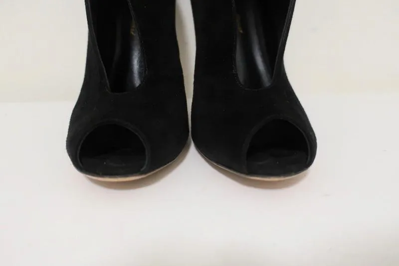 Gianvito Rossi Vamp Booties Black Suede Size 39.5 Peep Toe Ankle Boots