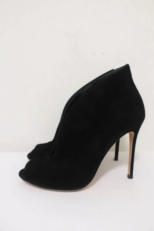 Gianvito Rossi Vamp Booties Black Suede Size 39.5 Peep Toe Ankle Boots