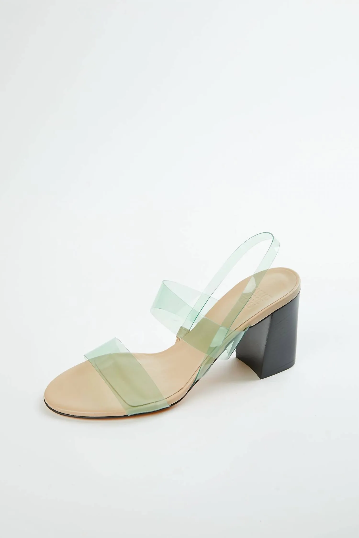 Kaya Sandal In Garden