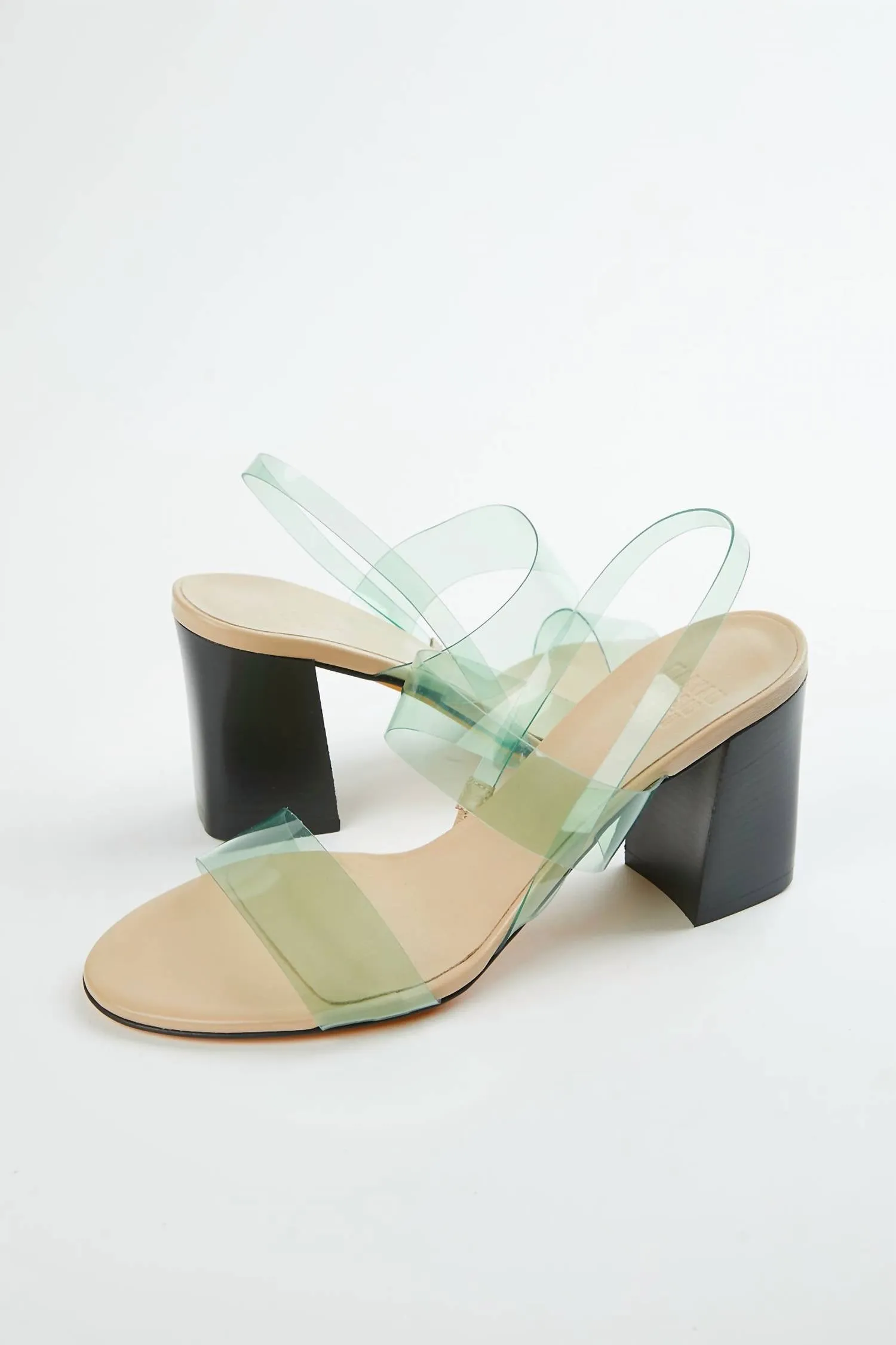 Kaya Sandal In Garden