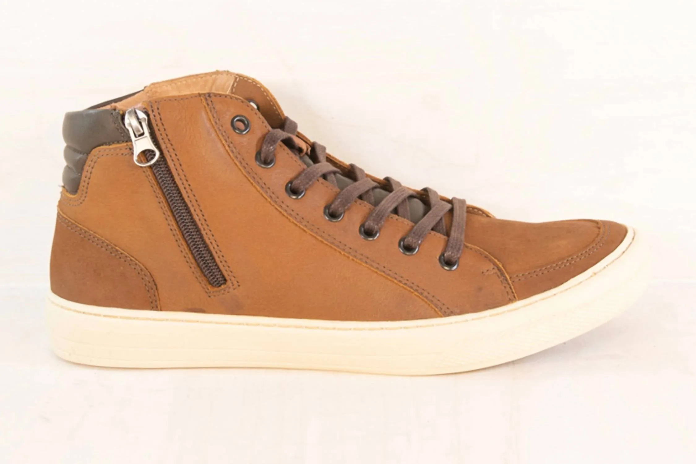 Men Campinas Sneakers In Distressed Cognac
