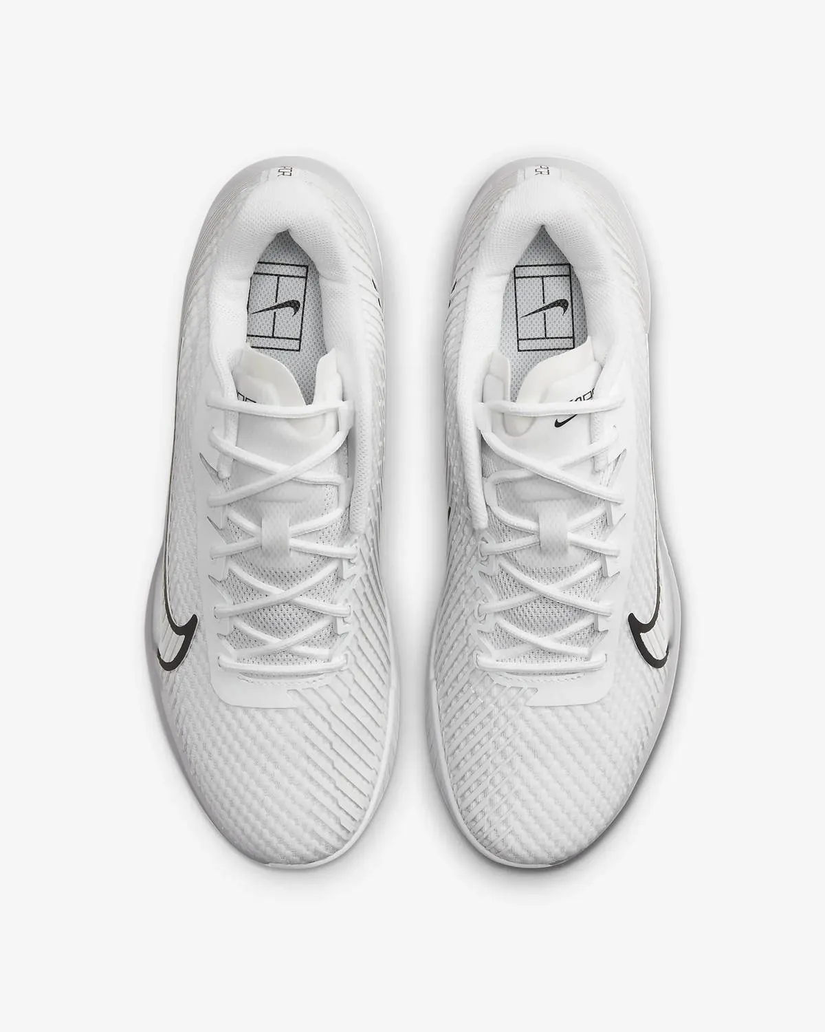 Men's Court Air Zoom Vapor 11 Sneaker In White
