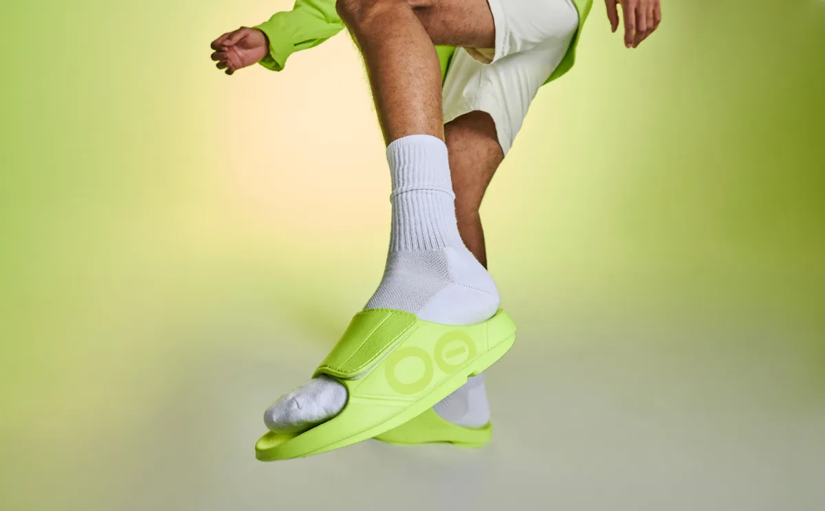 Men's OOahh Sport Flex Sandal - Electro