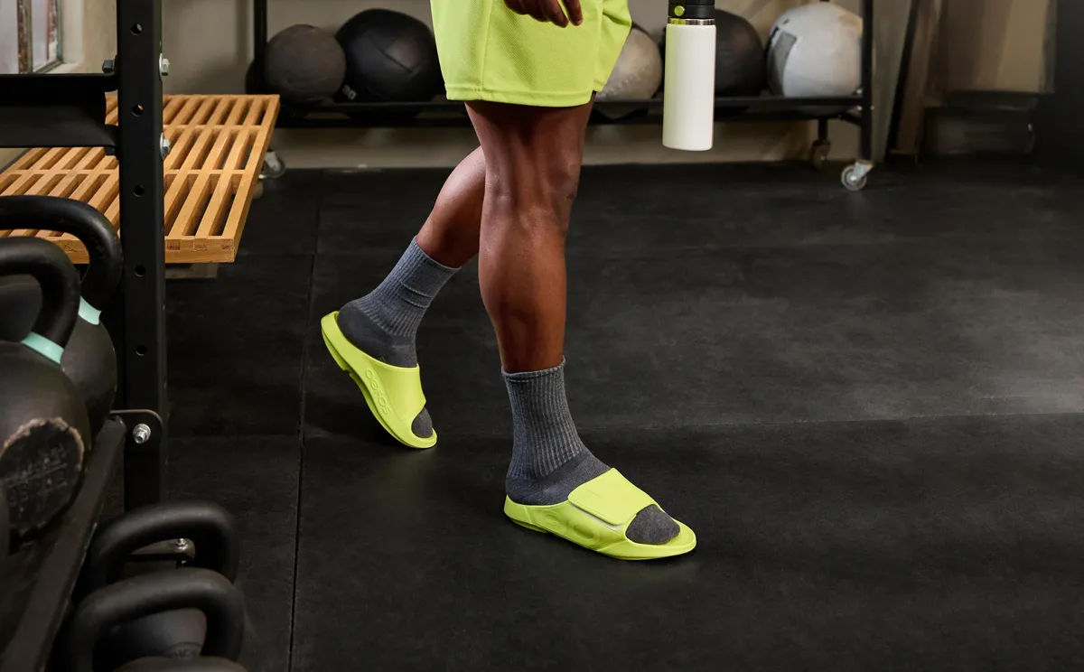 Men's OOahh Sport Flex Sandal - Electro