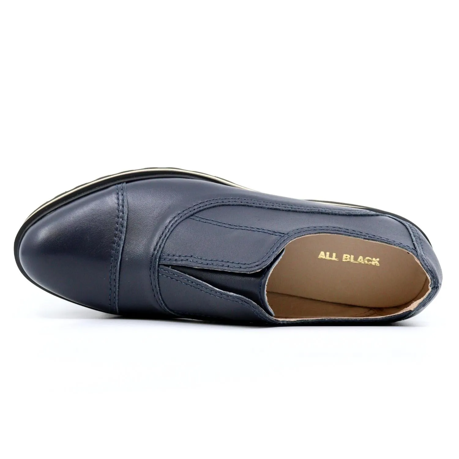 Women Cowman Lugg 23 Loafer In Navy