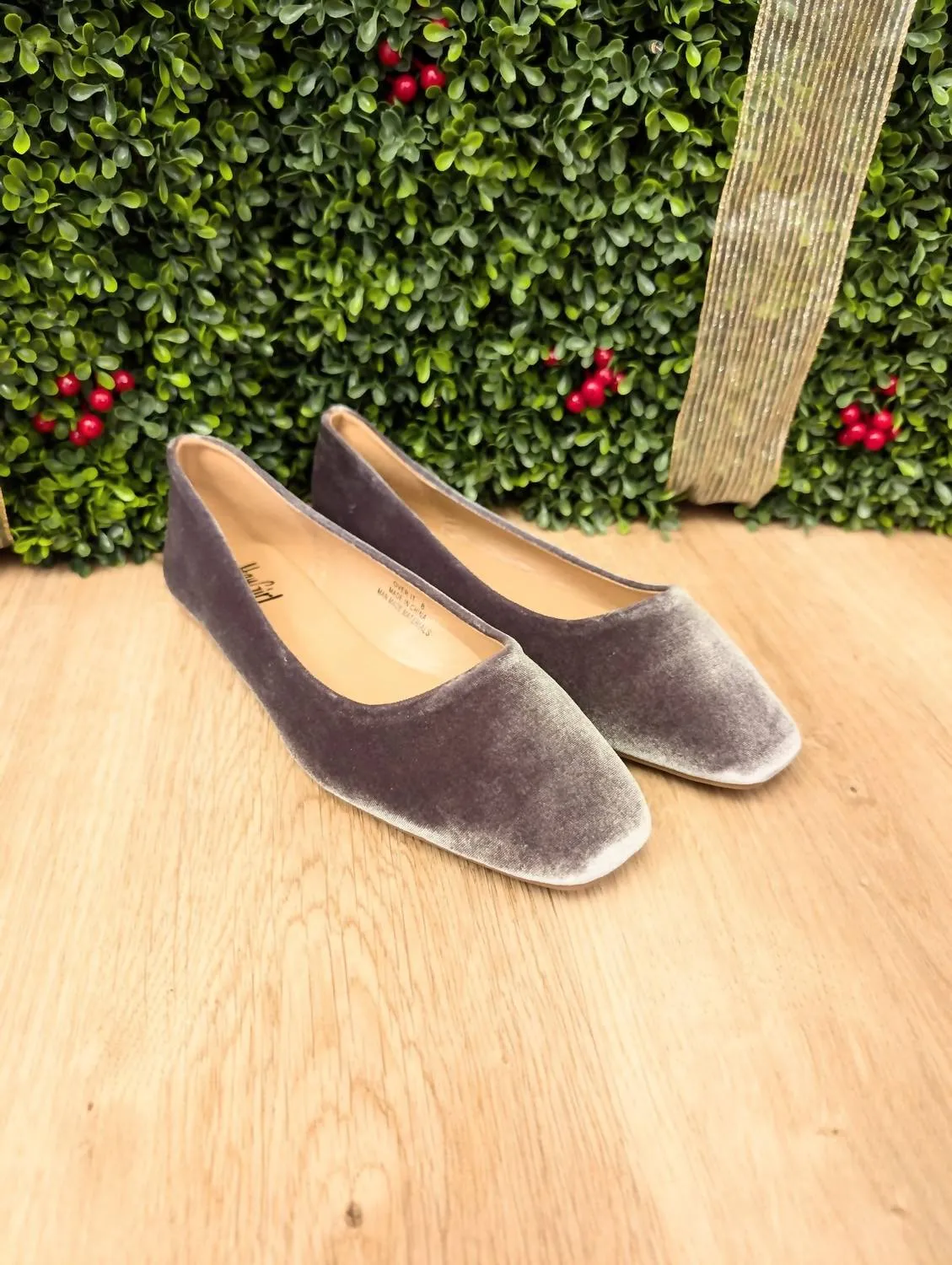 Women Over It Flat Shoe In Khaki