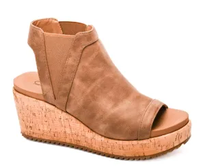Women's Easy Now Wedge Sandals In Tan