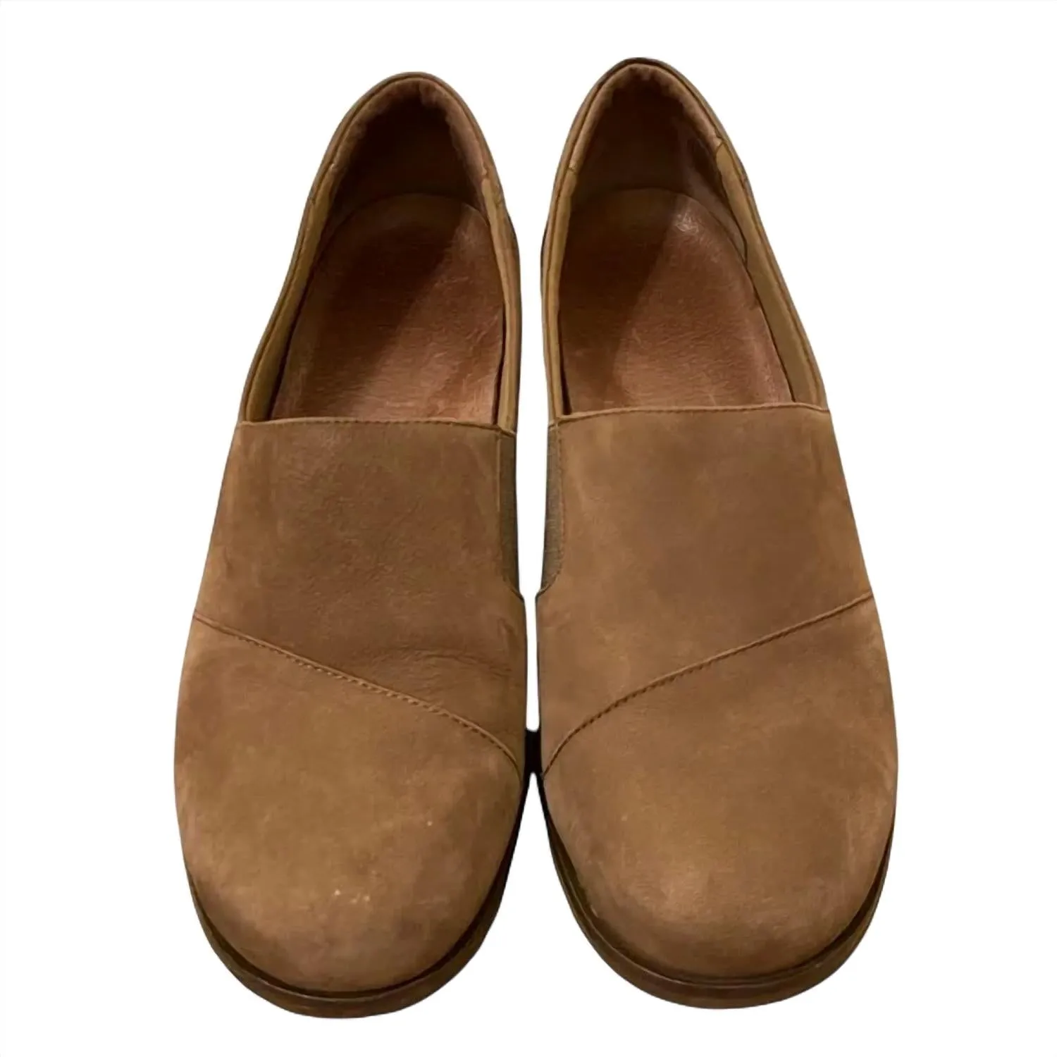 Women's Julia Nubuck Loafer In Walnut