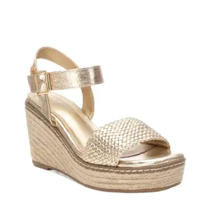 Women's Wedge Sandals In Gold