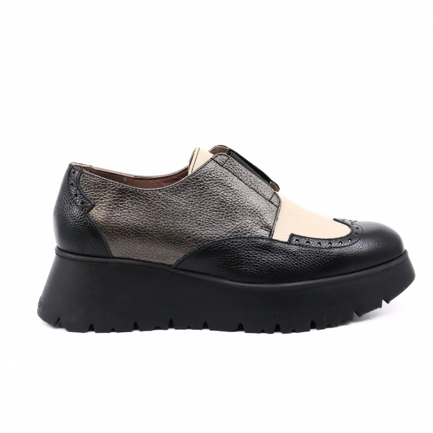 Women's Wild Salva Shoes In Cream